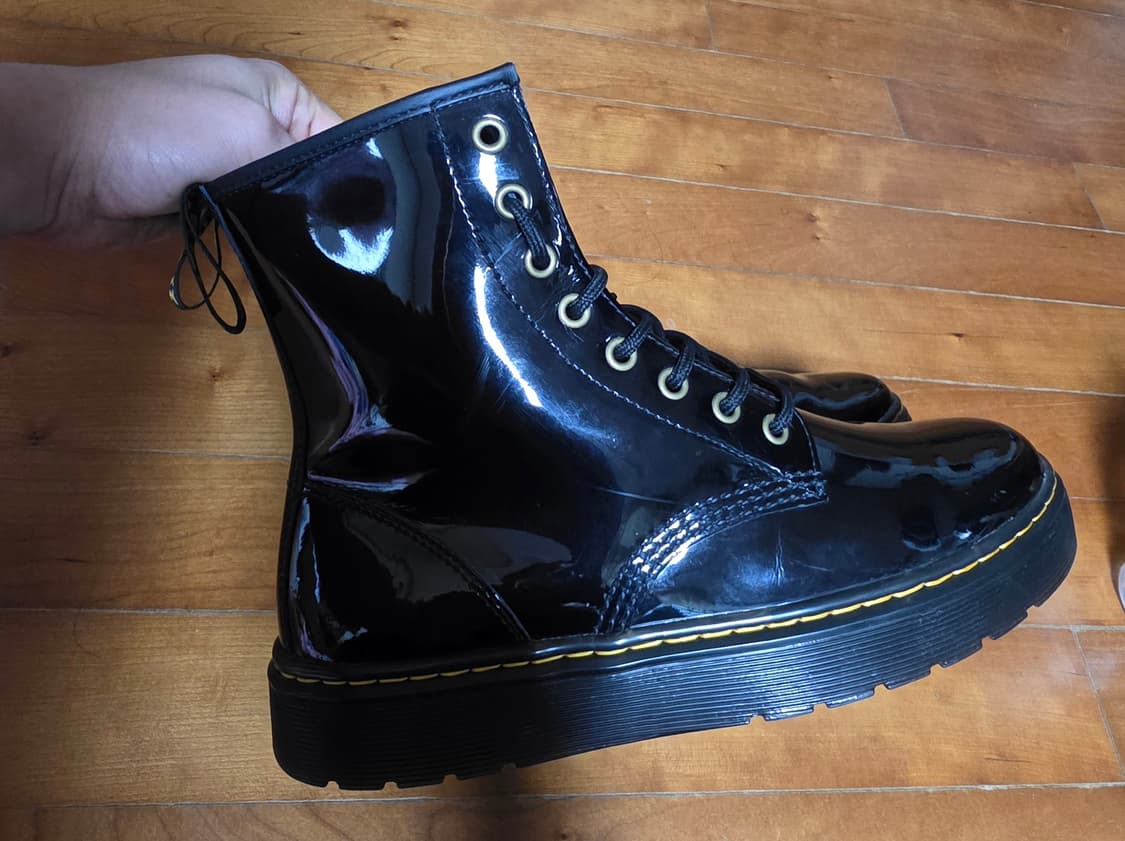 닥터마틴 자발라 페이턴트 부츠(260) 상품이미지5