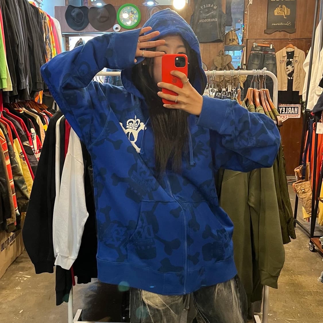 Stüssy skull logo hood zip-up 상품이미지8
