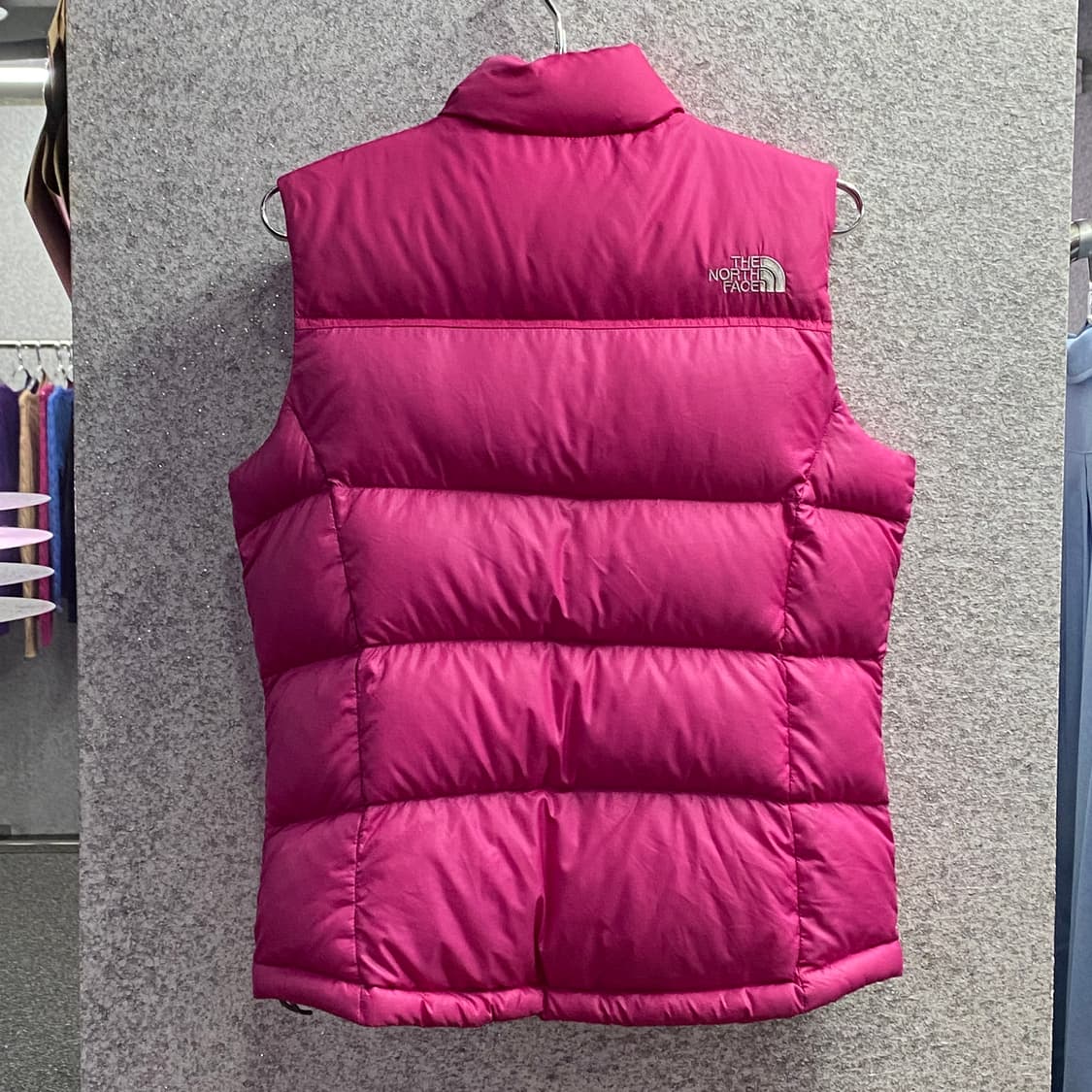 더노스페이스 스몰로고 트랙탑 조끼패딩 B2526 상품이미지4