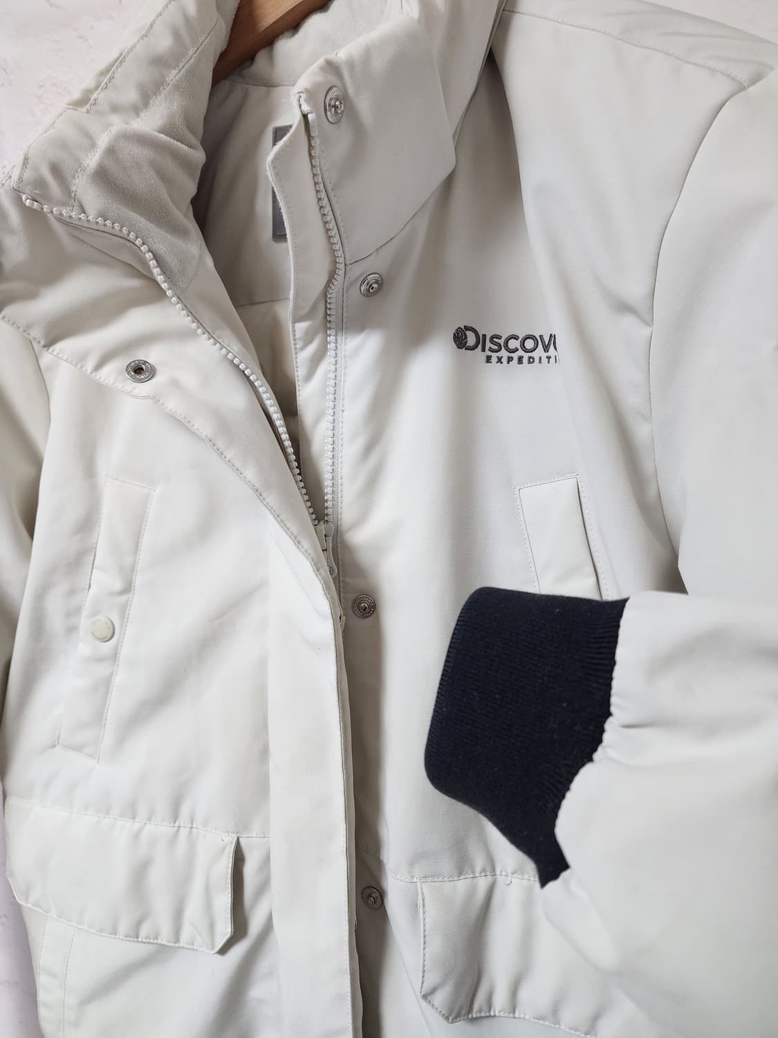 디스커버리 익스페디션 
화이트 자켓 상품이미지7