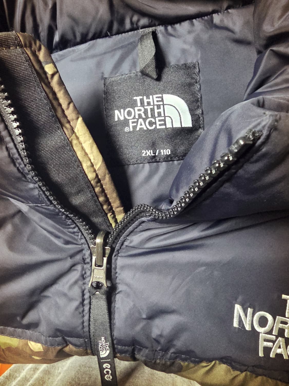 노스페이스 우드랜드 카모 눕시 패딩 2XL 상품이미지2