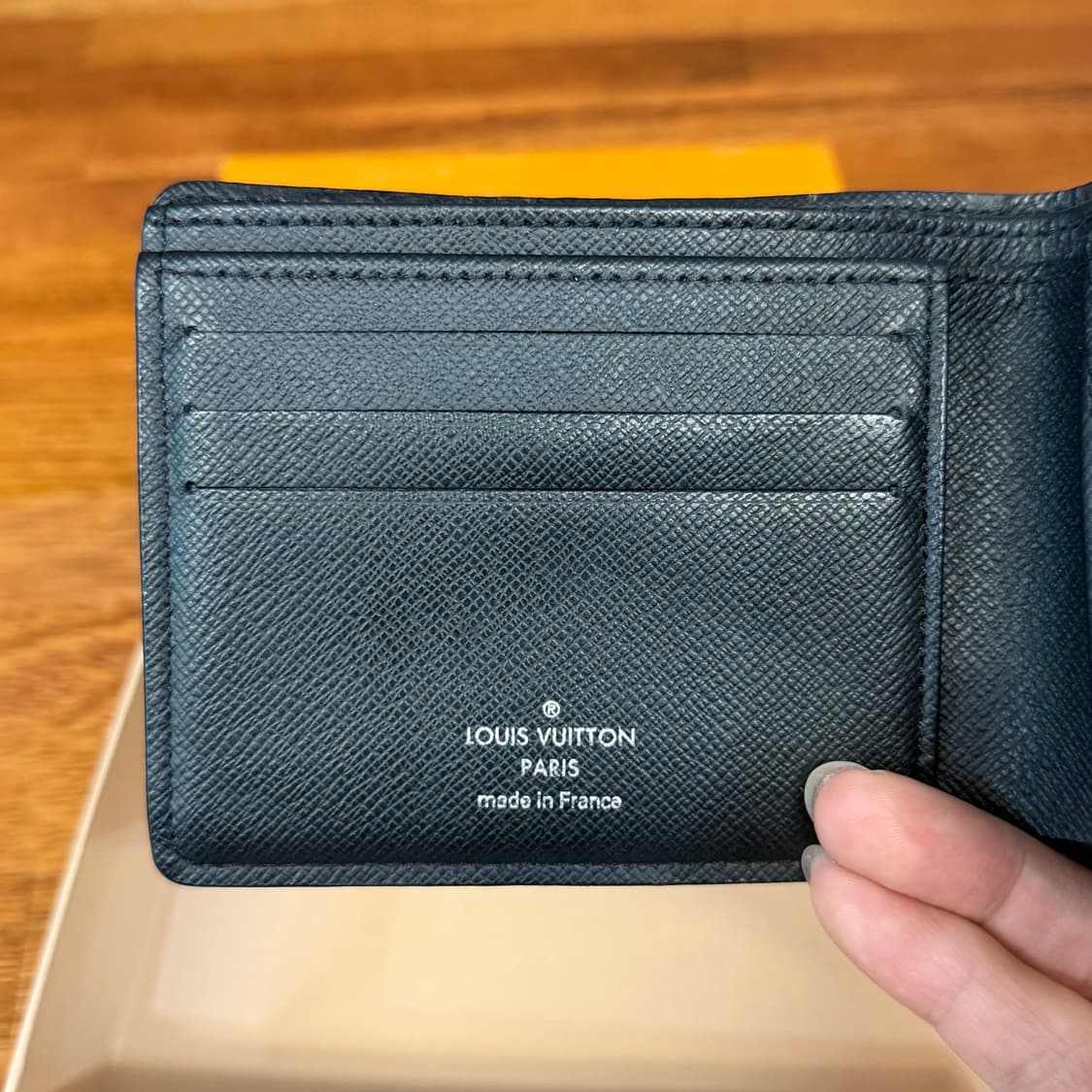 루이비통 이클립스 모노그램 반지갑 상품이미지2