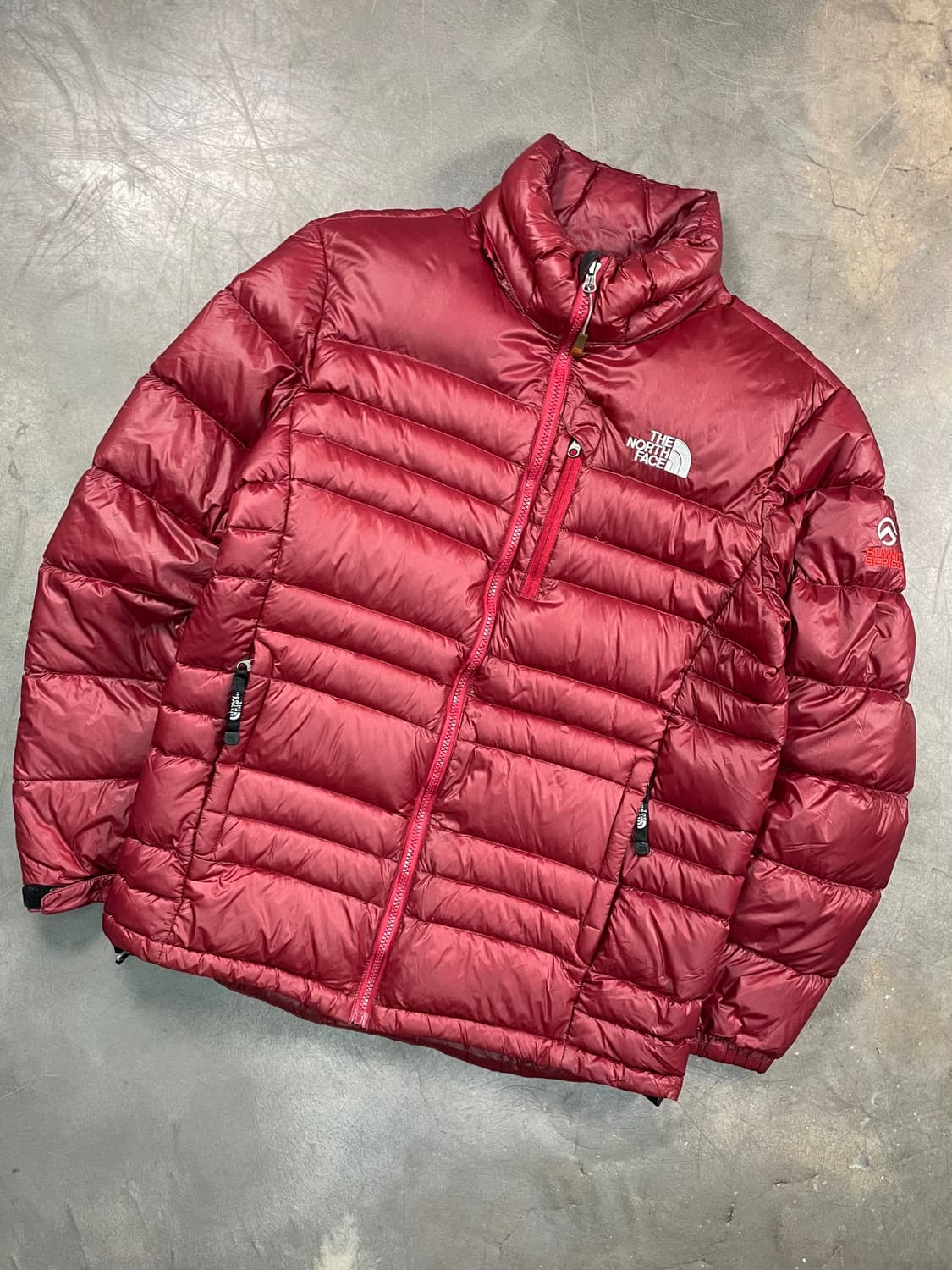 노스페이스 센터로고 써밋 패딩 상품이미지4