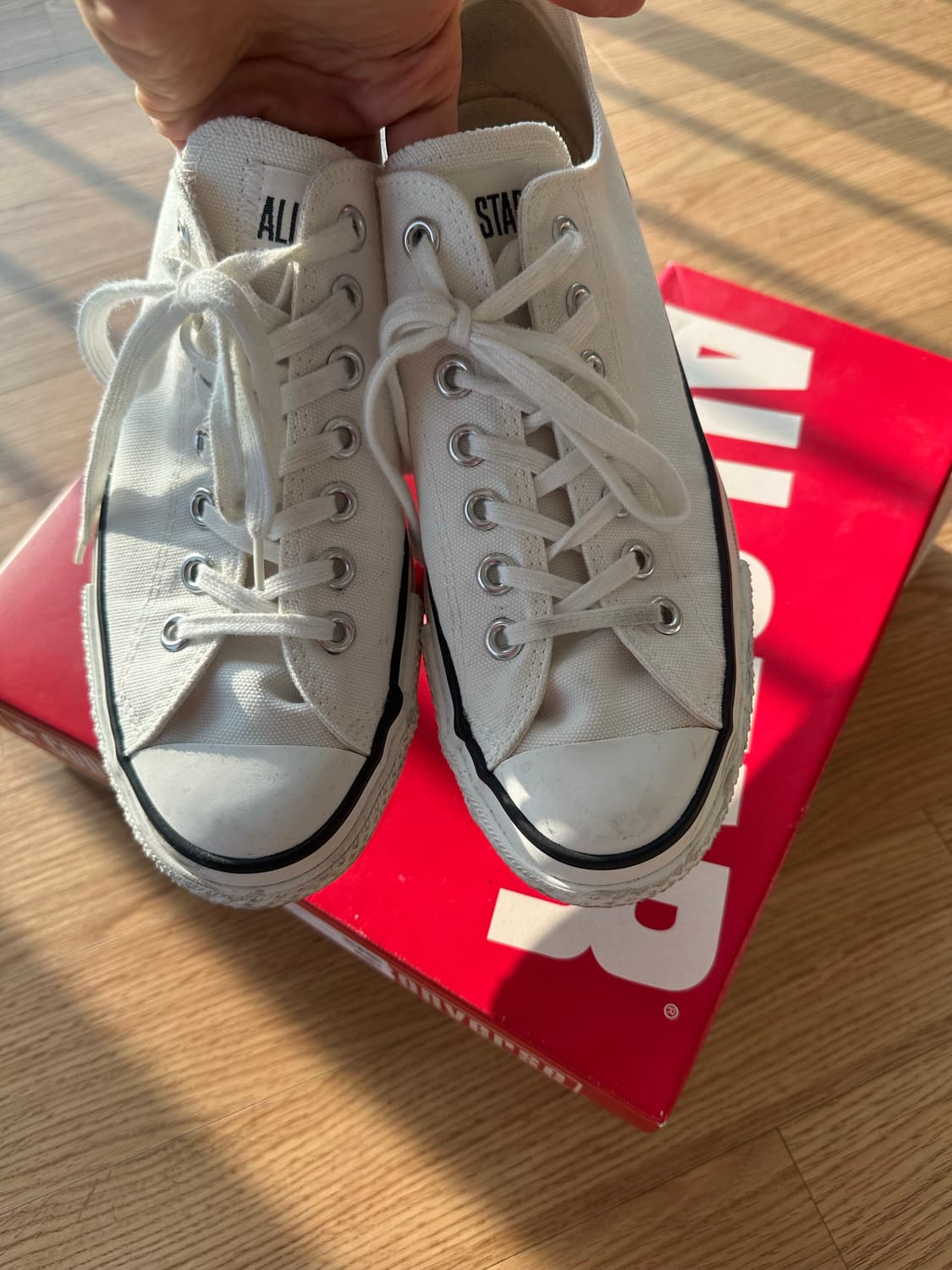 컨버스 제팬라인 화이트 로우 275사이즈입니다 상품이미지6