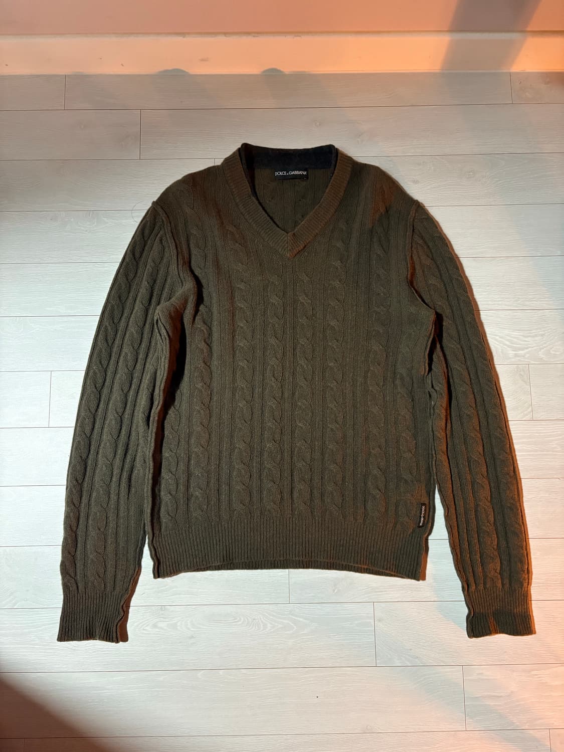 돌체앤가바나 레이어드넥 니트 상품이미지1