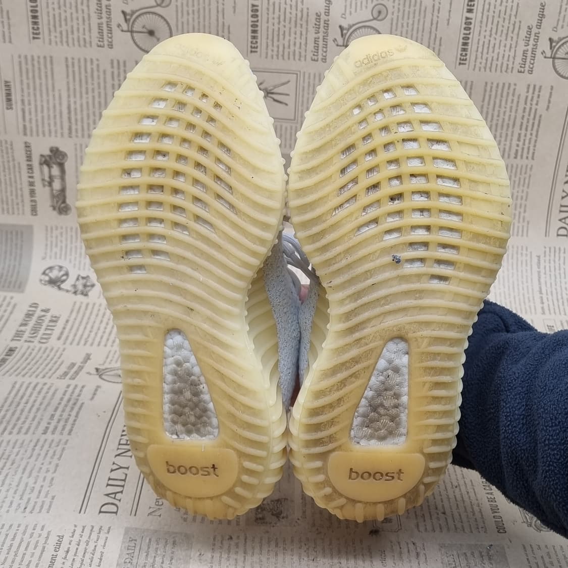 아디다스 부스트 여성운동화225 상품이미지3