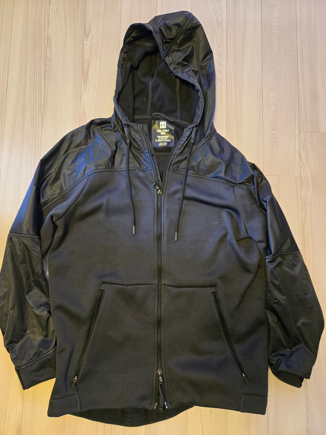 언더아머 조깅 상의 상품이미지1