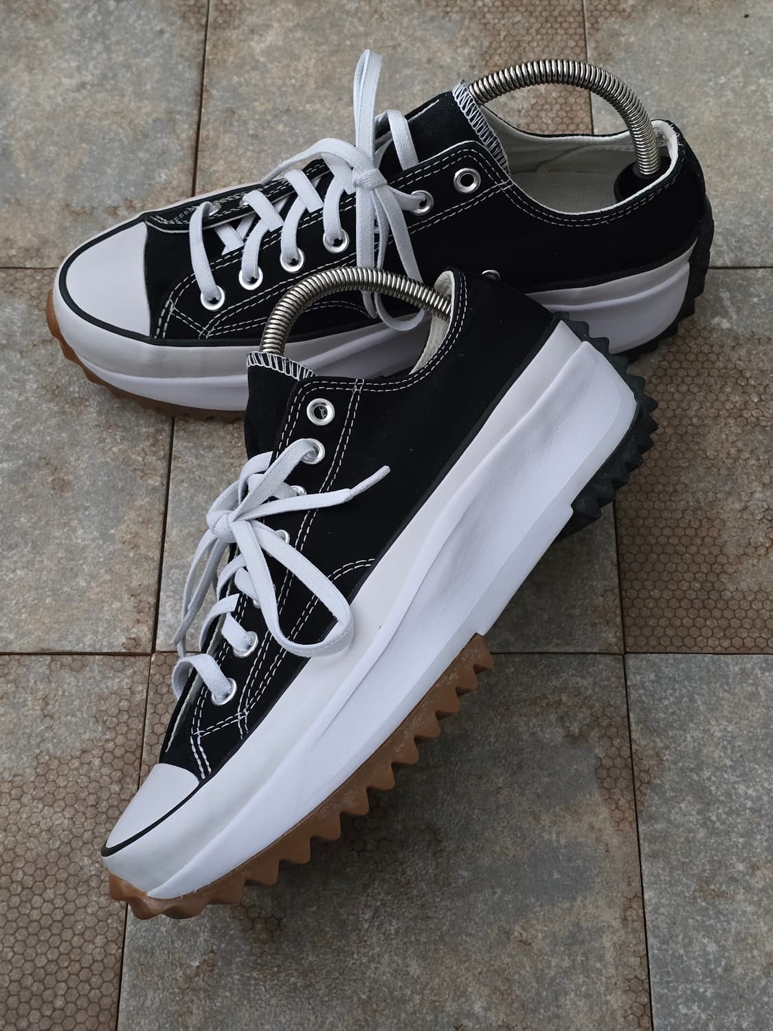 (270)컨버스 런스타 하이크 로우 검흰 상품이미지3