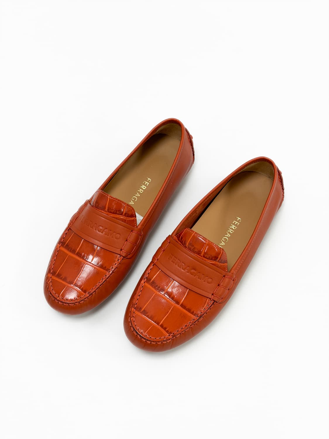 페라가모 크로코 엠보스드 레더 드라이빙 슈즈 상품이미지1