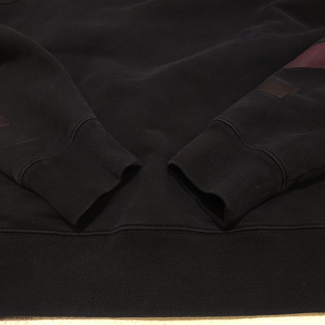 오프화이트 18FW 애로우 맨투맨 M 상품이미지6