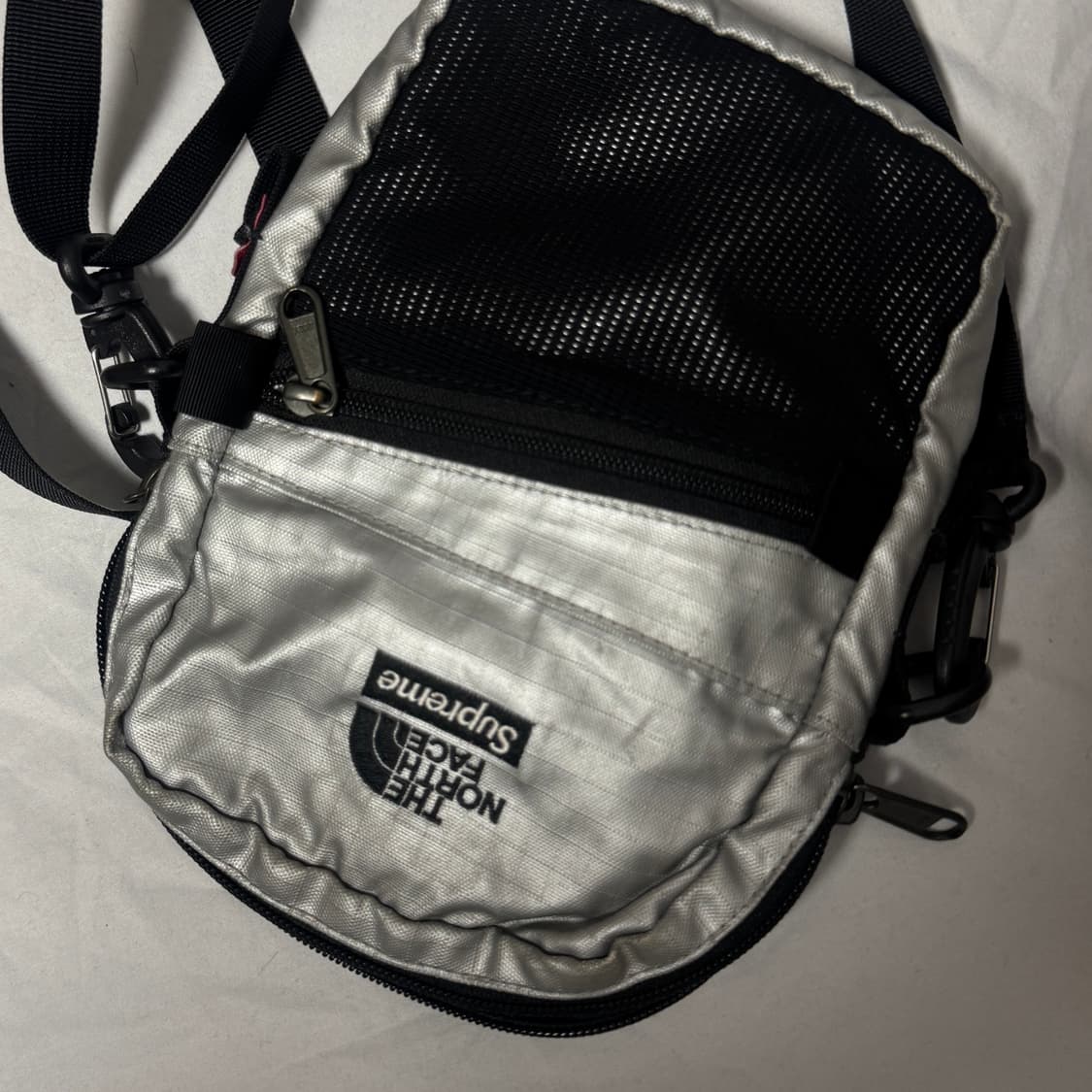 슈프림 노스페이스 크로스백 상품이미지3