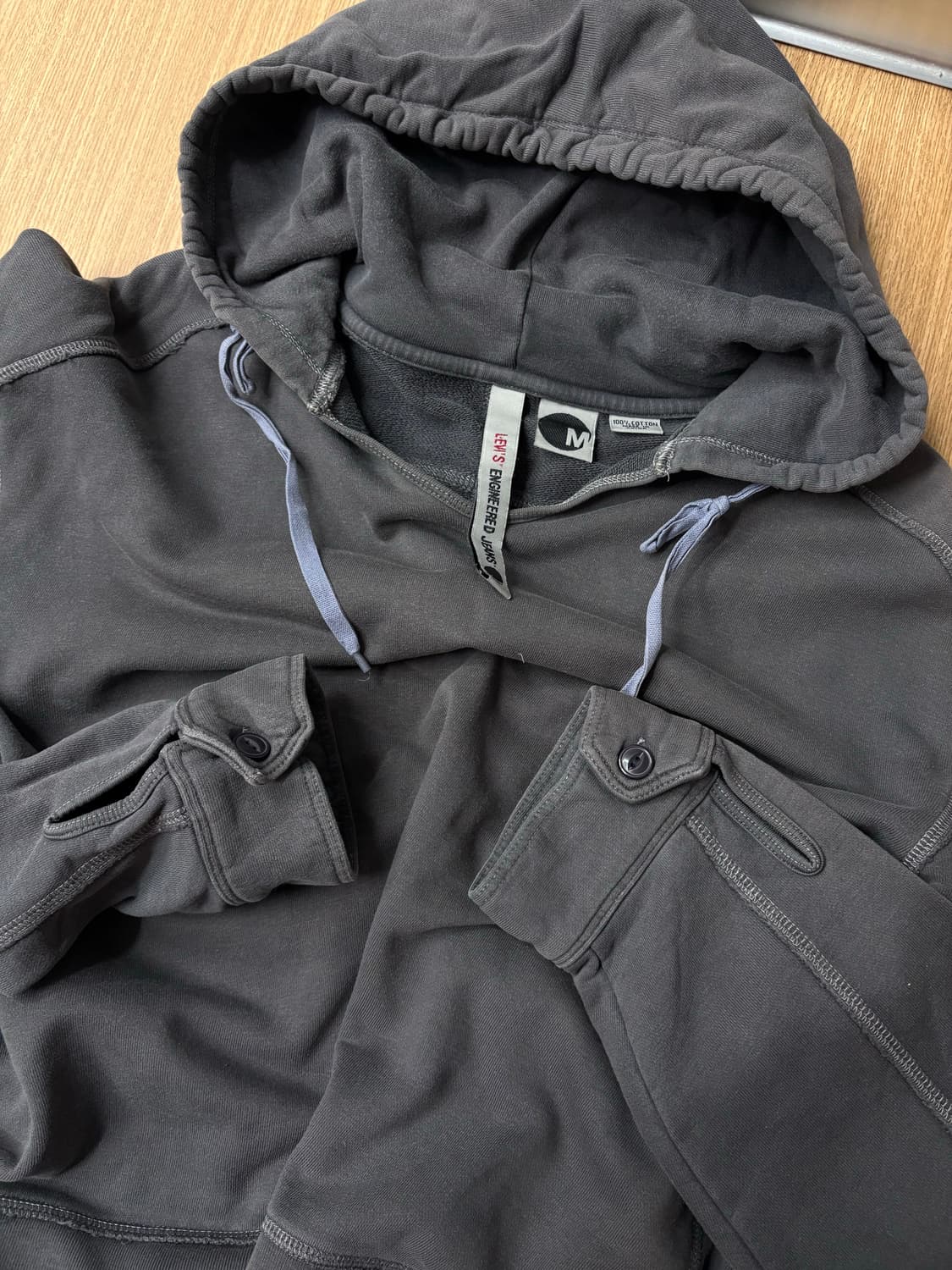 리바이스 엔진 00s 아카이빙 후디 상품이미지1