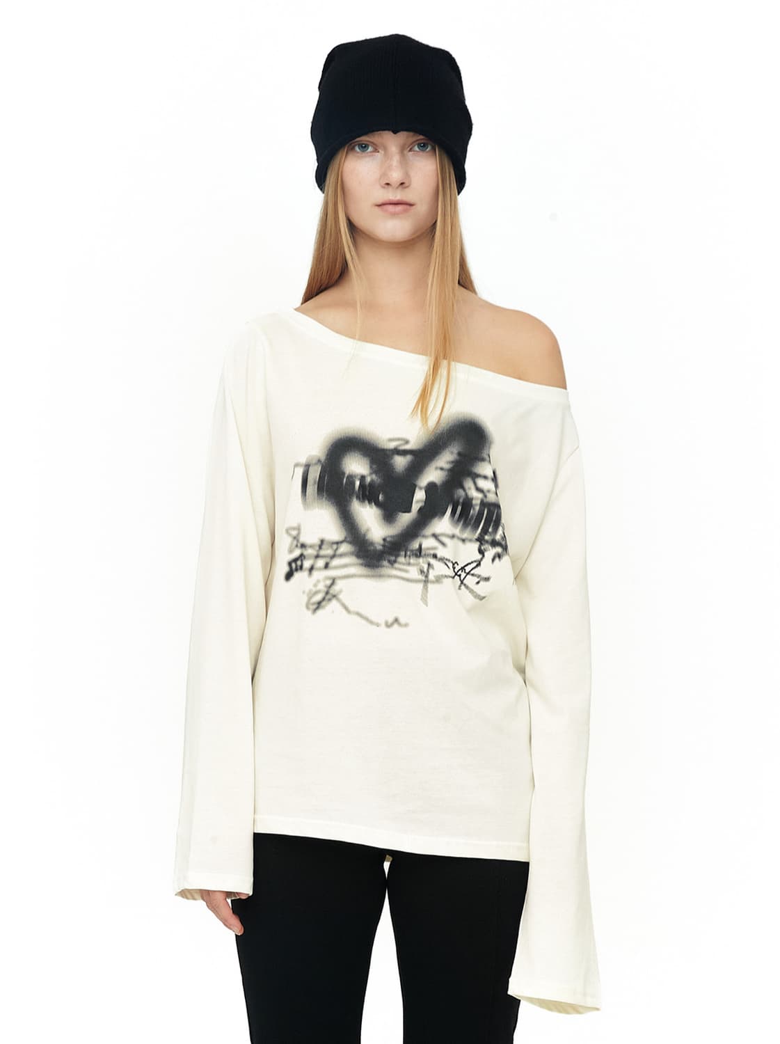 세릭 하트 보트넥 탑 아이보리 HEART BOAT NECK TOP 상품이미지3