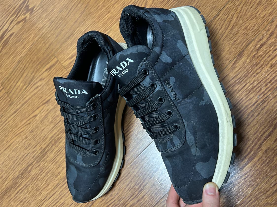 프라다 카모플라쥬 블랙 스니커즈 상품이미지1