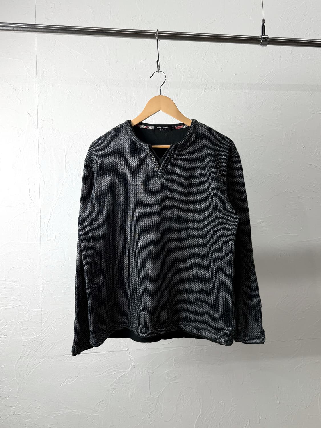 Thruxton 헨리넥 롱 슬리브 상품이미지1