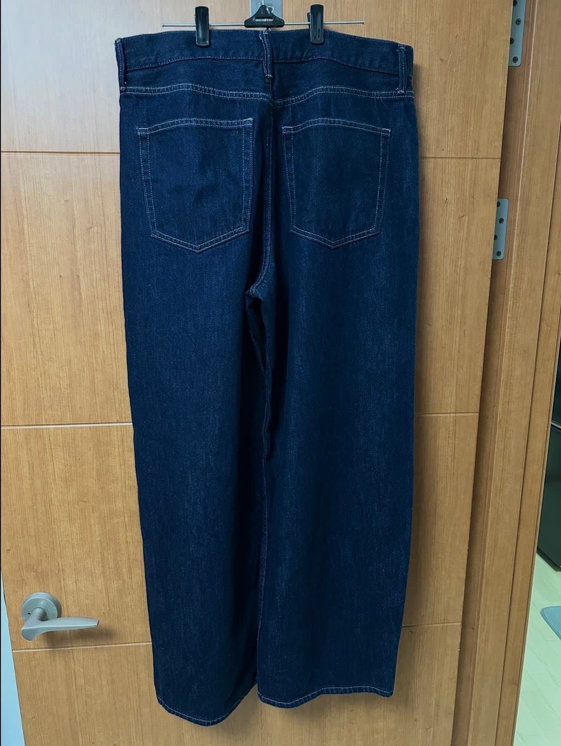 [30] 유니클로 배기커브진 네이비 상품이미지2