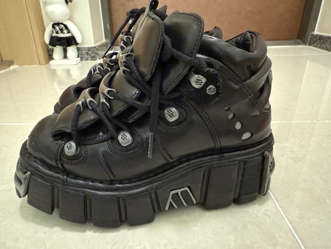 New Rock 뉴락 아이코닉 38사이즈 상품이미지5