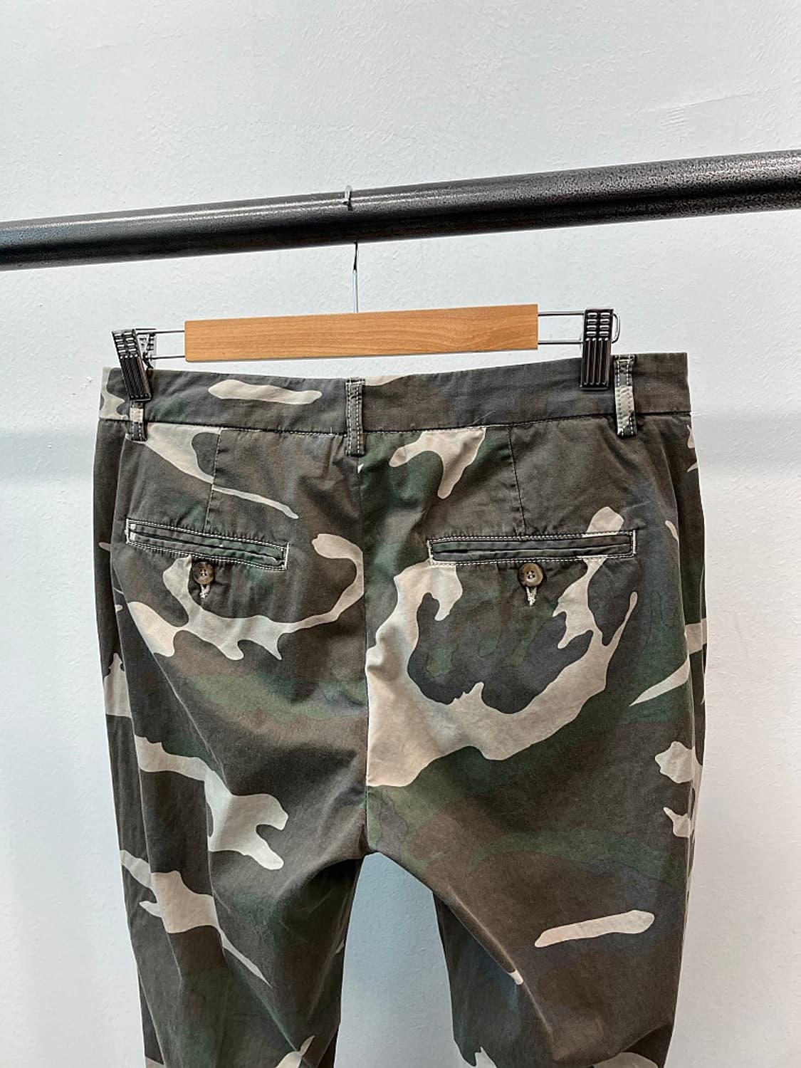 31) 하이드로겐 스컬자수 카모팬츠  상품이미지4