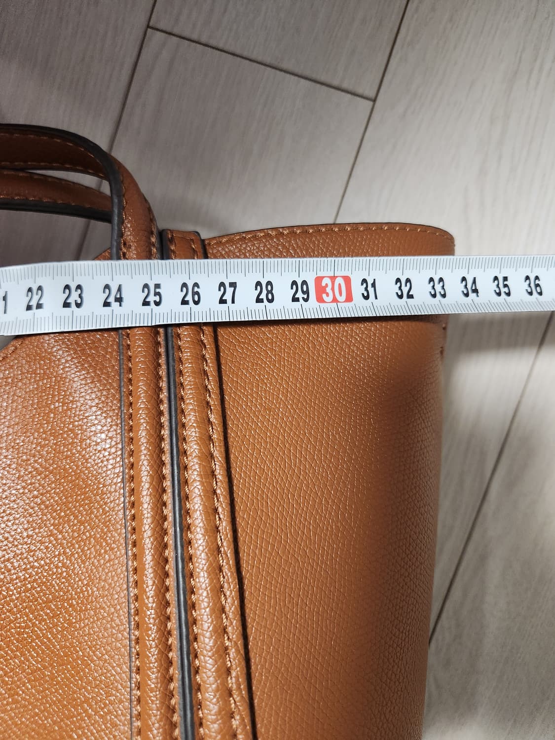 새상품)ZARA 자라 톱스티칭 시티백 토트백 크로스백 다크샌드

여러 중 상품이미지5