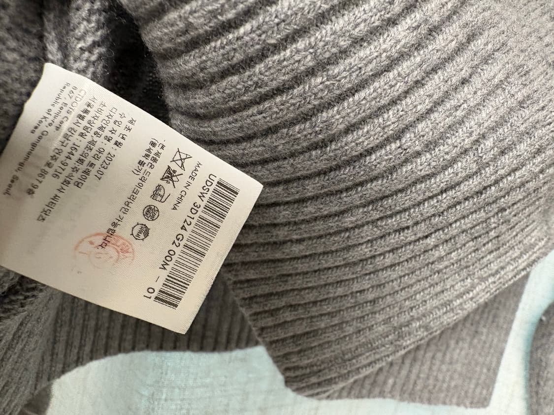 던스트 터틀넥 니트 L 상품이미지3