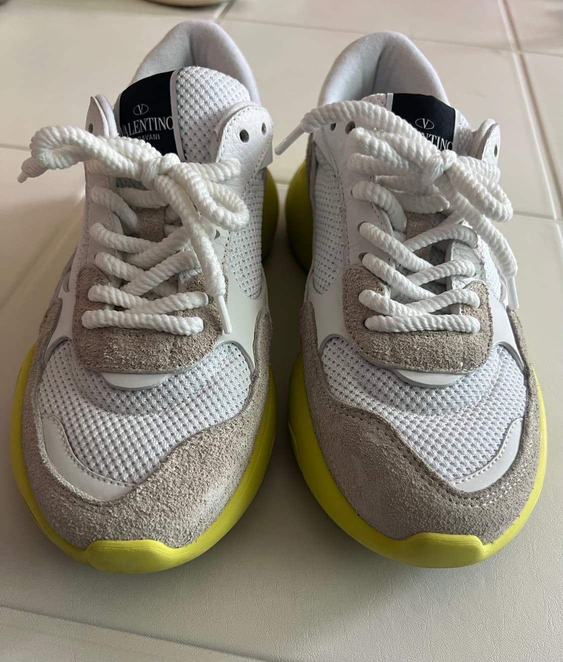 발렌티노 버블백 스니커즈  상품이미지5