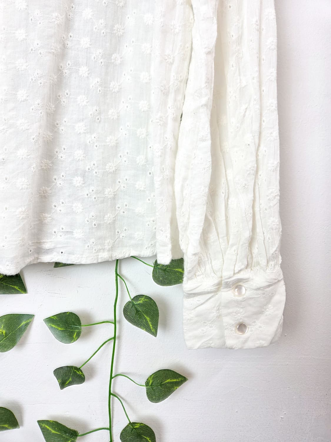 펀칭 빅카라 블라우스 상품이미지6