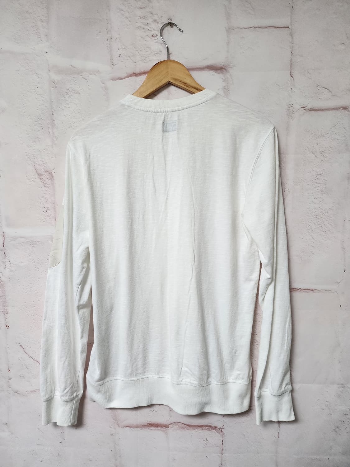 C.P.컴퍼니 화이트 색상 긴팔 티셔츠 상품이미지3