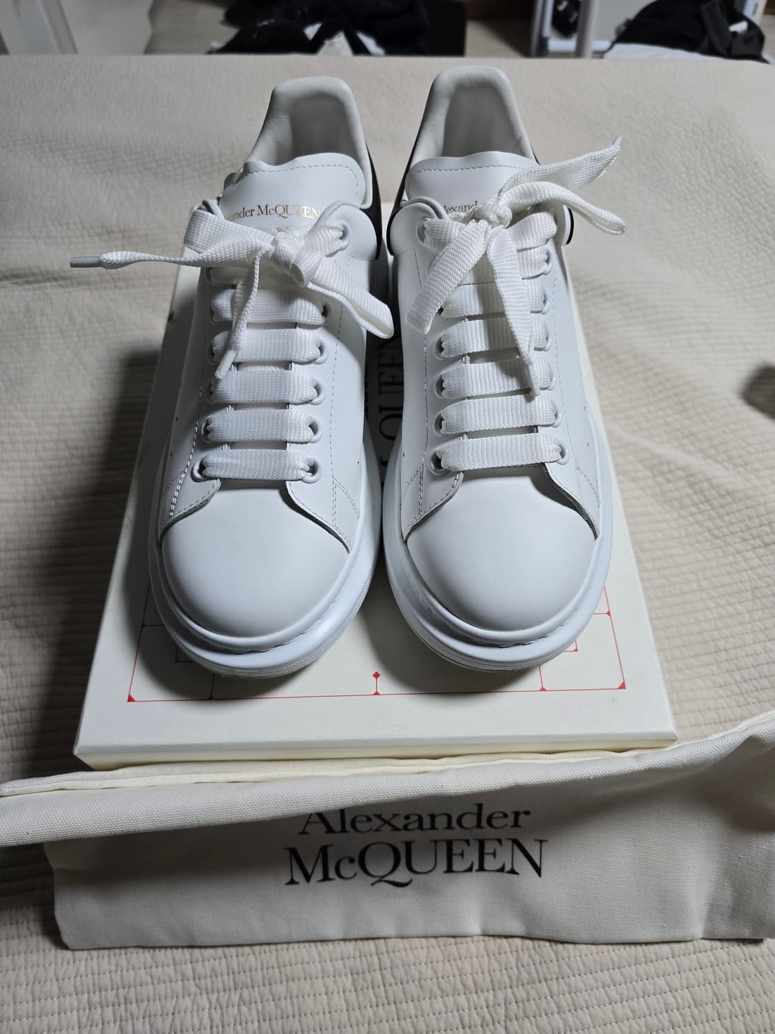 알렉산더 맥퀸 오버사이즈드 스니커즈 250~260mm EU40 상품이미지3