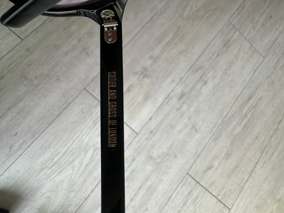 커틀러앤그로스 0822 cutler and gross 블랙 판매합니다 상품이미지2