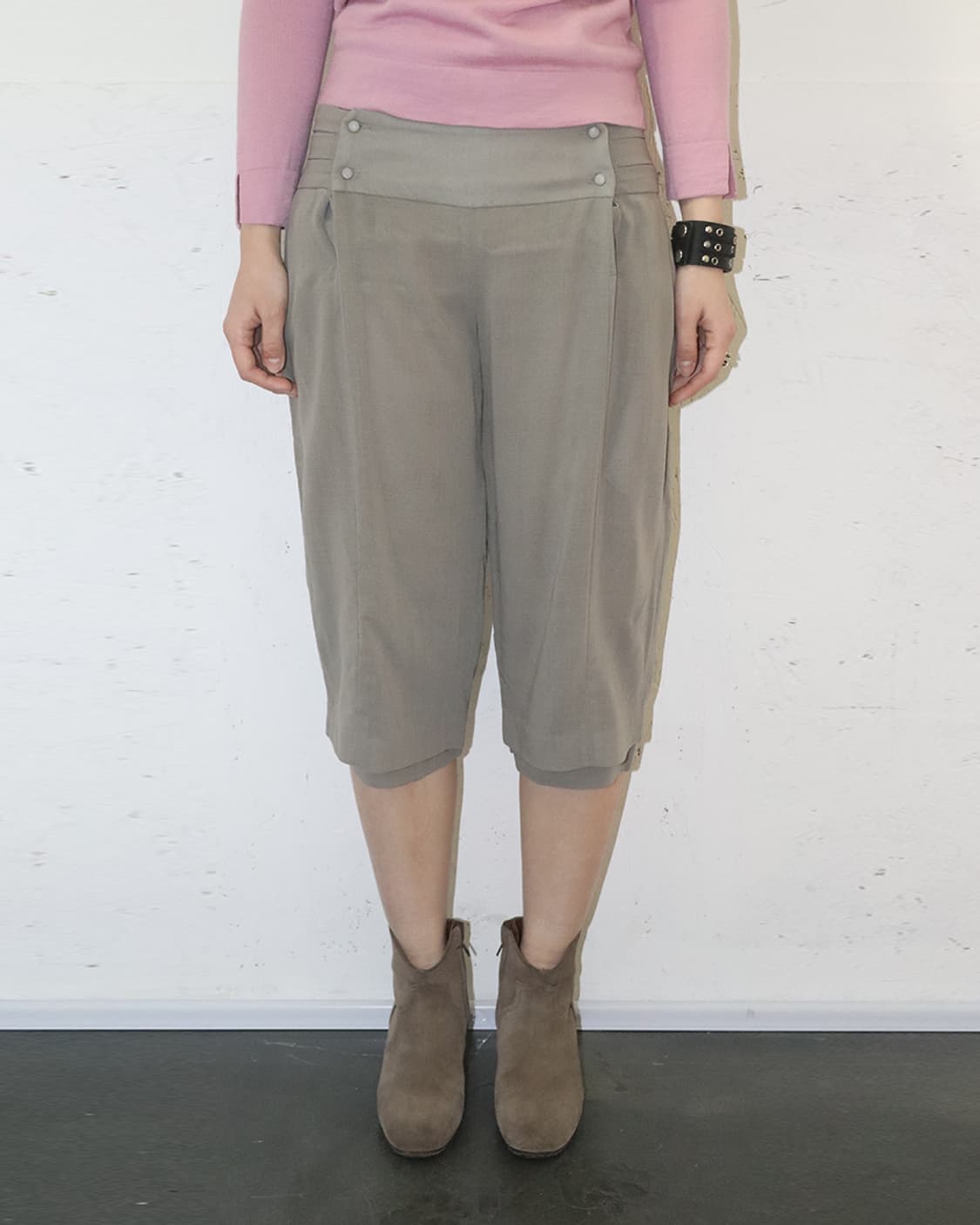 브루노 피터스 웨이스트 버튼 디테일 쇼츠 상품이미지1