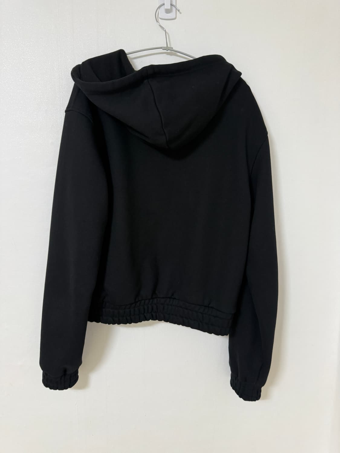 에모스탠스 클럽 후드집업 상품이미지2