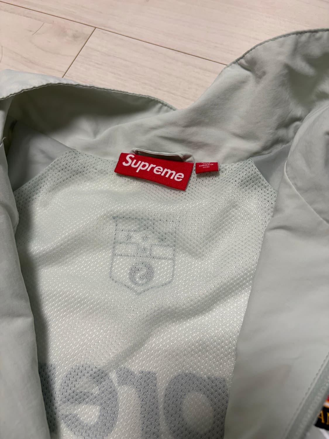 슈프림 트랙자켓 s로고 상품이미지2