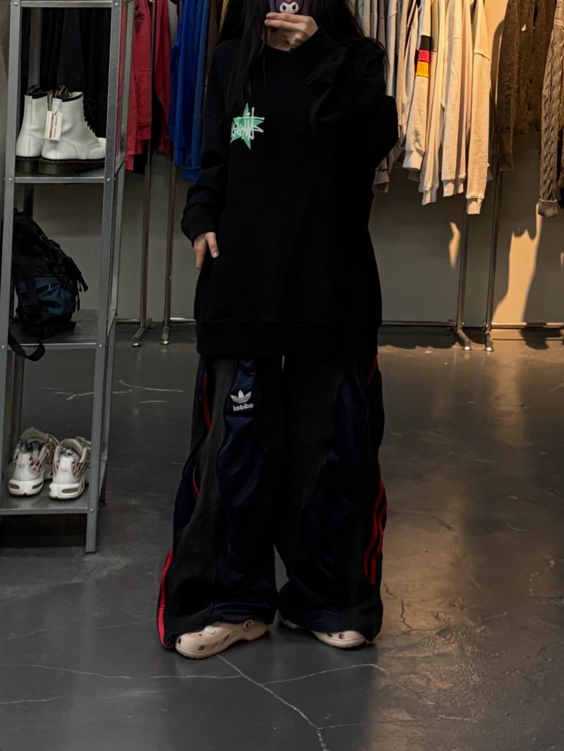 스투시 스타 크루 피그먼트 다이드 블랙 맨투맨 A2813 상품이미지1