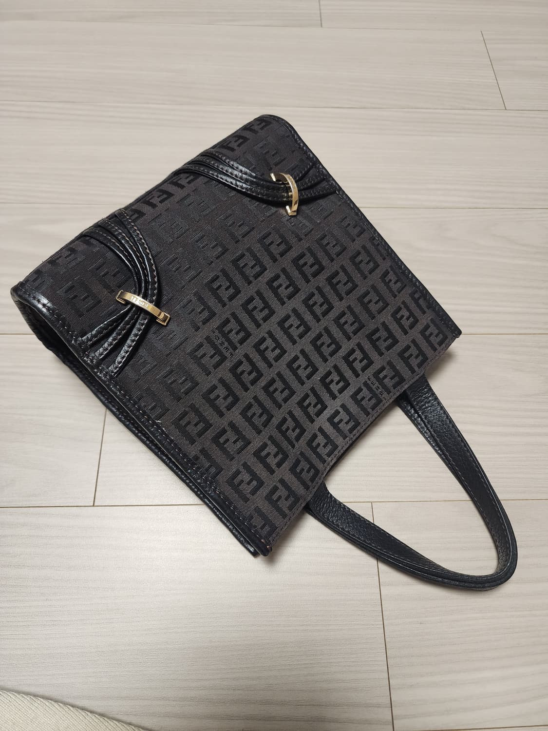 펜디 FF로고 브라운 미니 토트백  상품이미지6