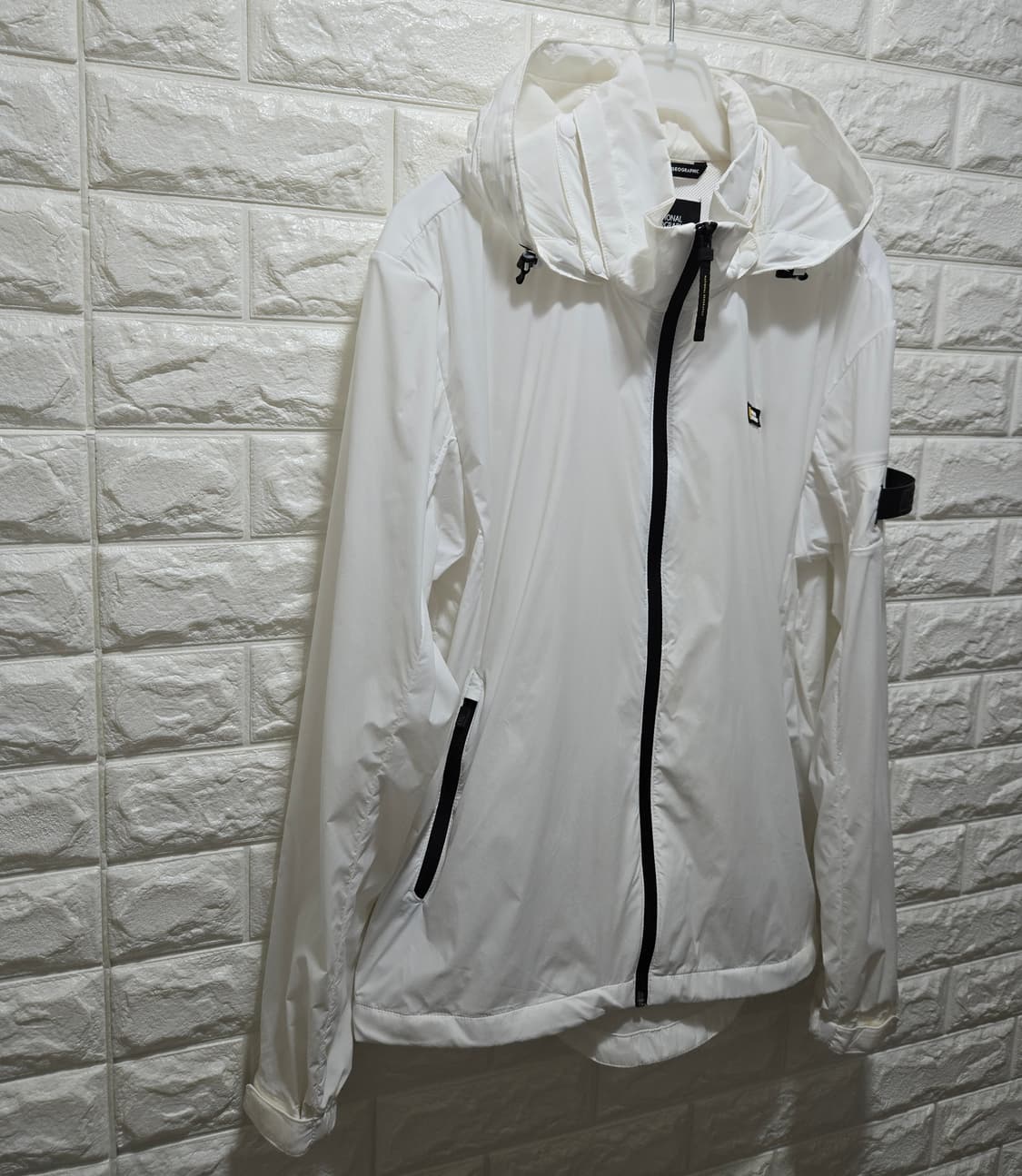 내셔널지오그래픽 패커블 경량 바람막이 자켓 95 상품이미지3