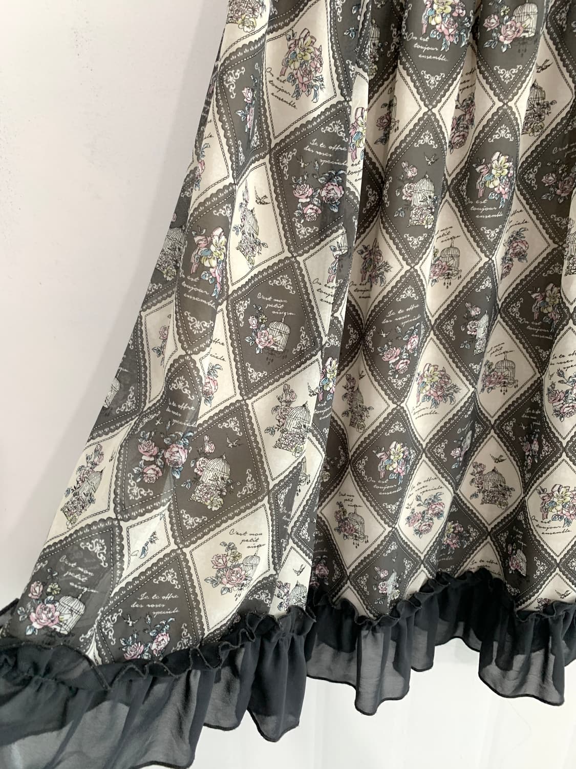 Axes Femme Antique Midi Skirt 상품이미지9