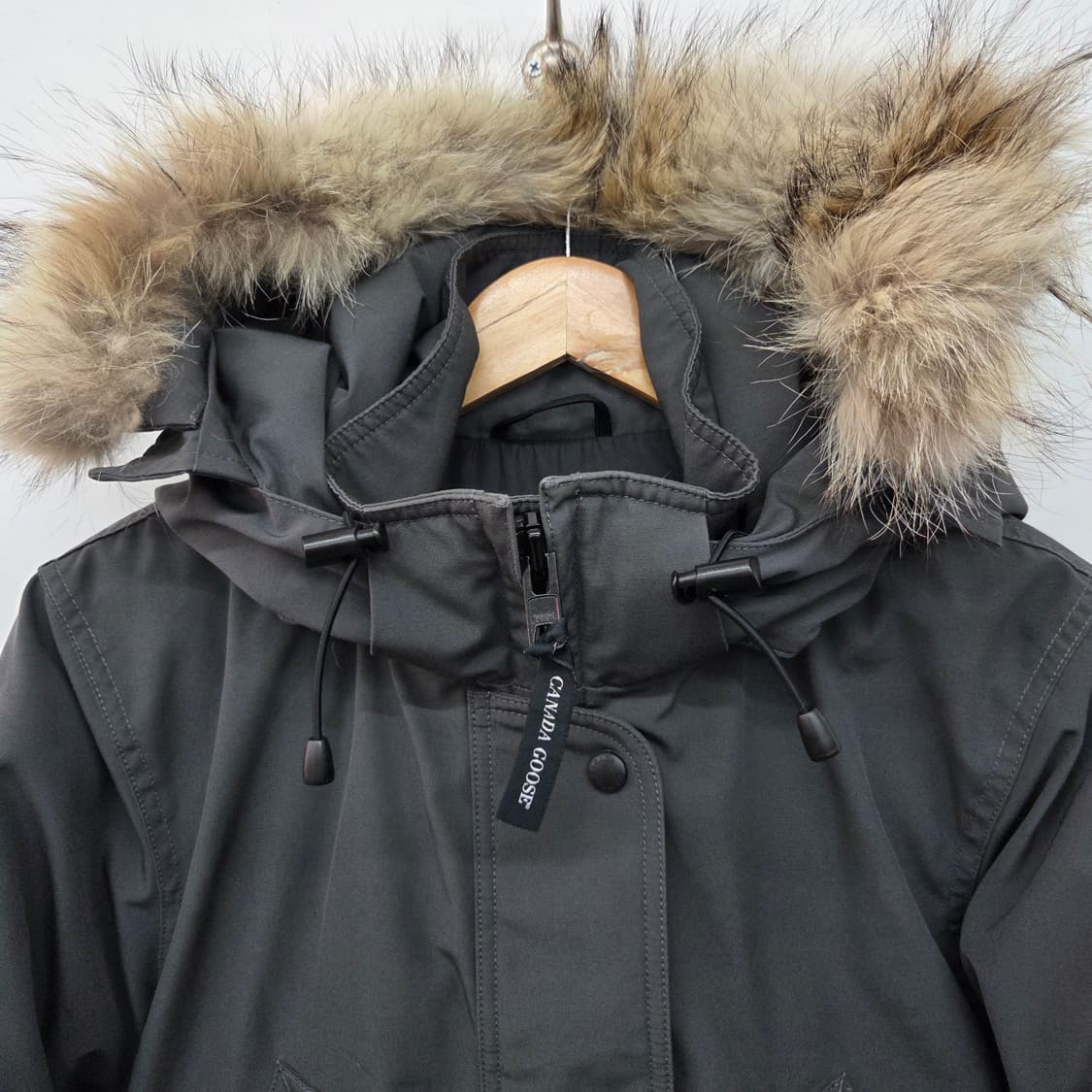 캐나다구스 여성 패딩 그레이 m 상품이미지3