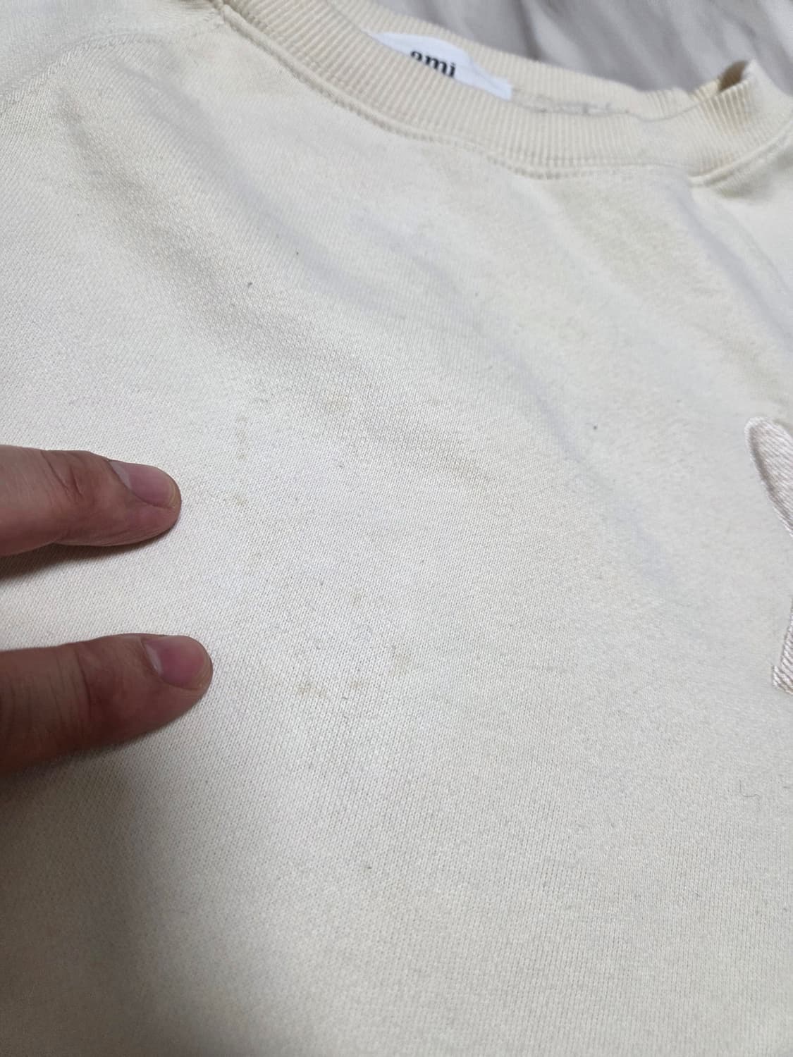 아미 빅하트 자수 맨투맨  상품이미지10