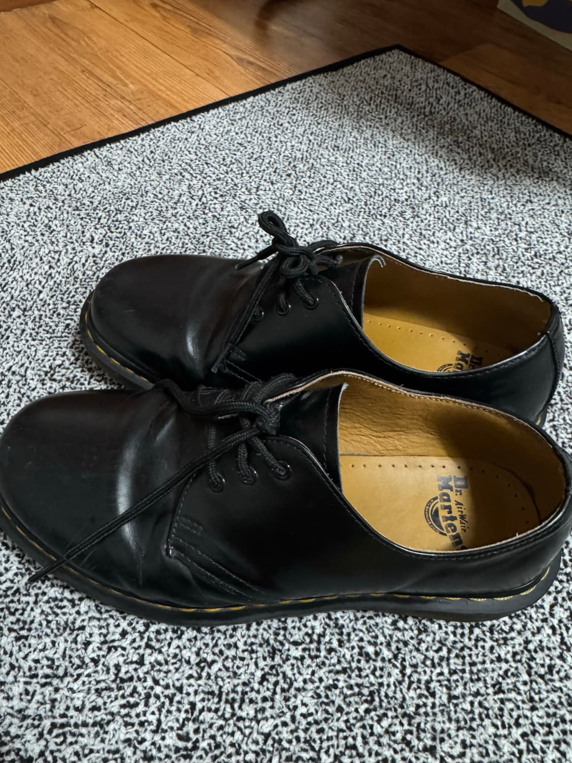 닥터마틴 1461 스무스 블랙 260 상품이미지1