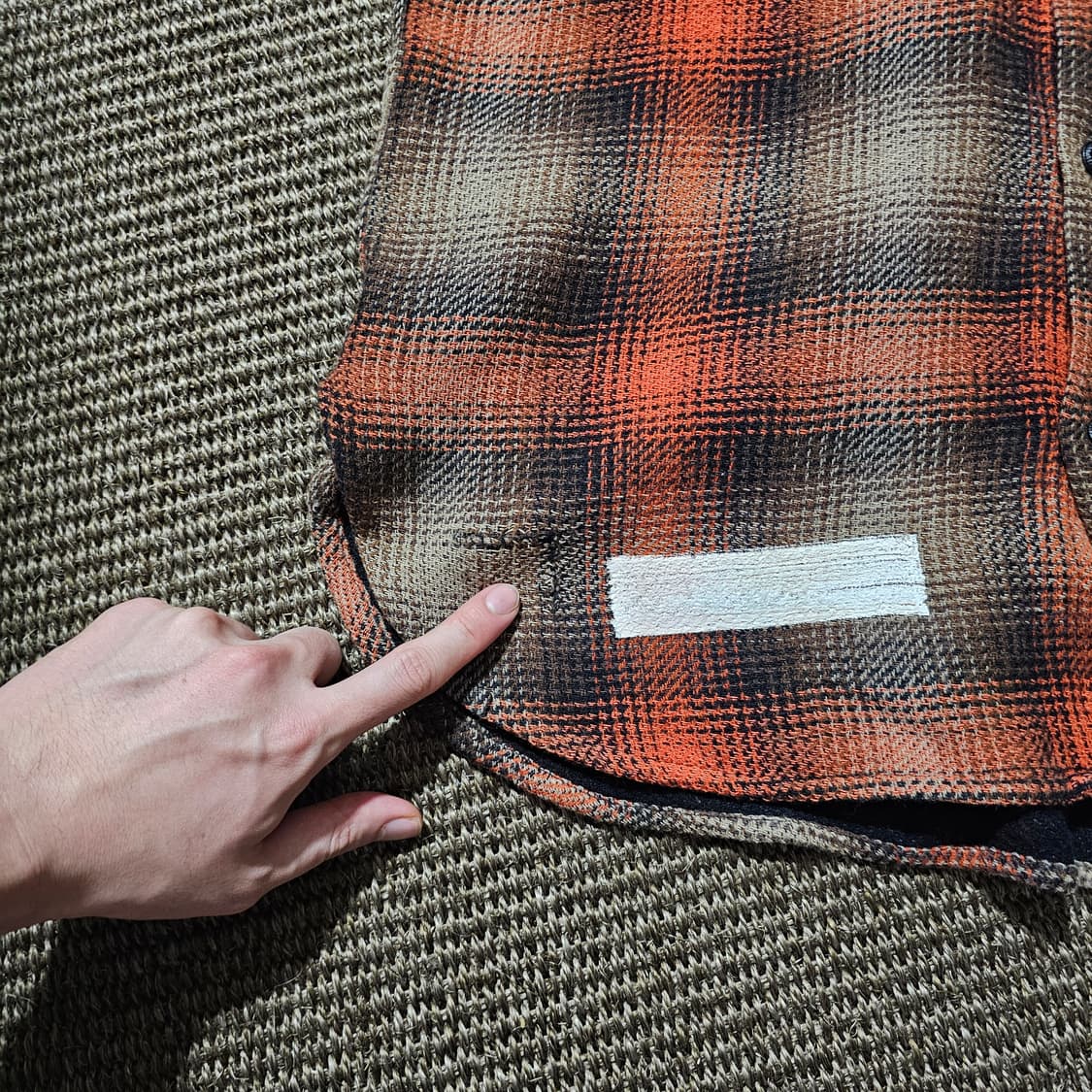 오프화이트 오렌지 플란넬 체크 셔츠 상품이미지10