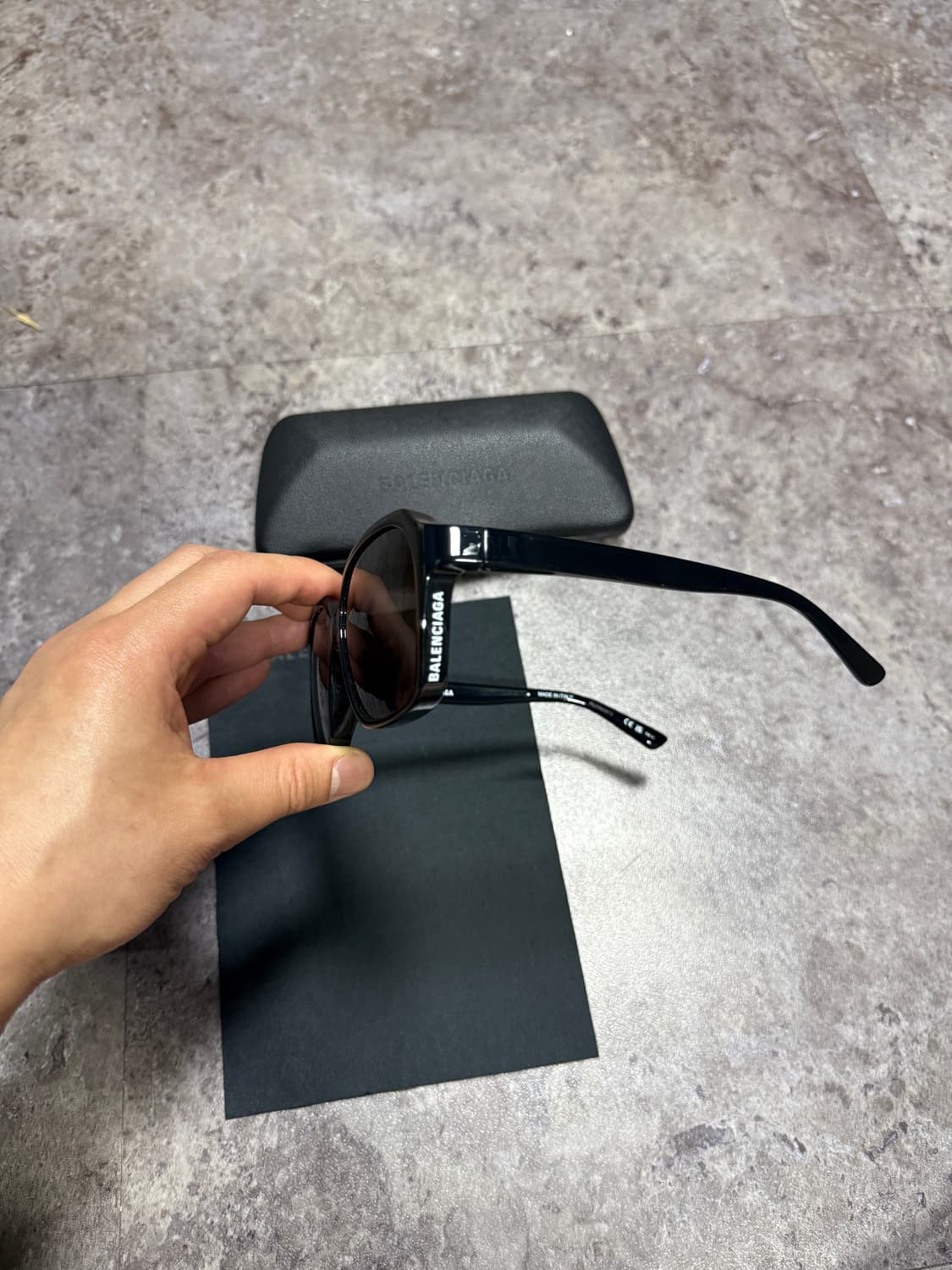 발렌시아가 선글라스 풀박스 상품이미지2