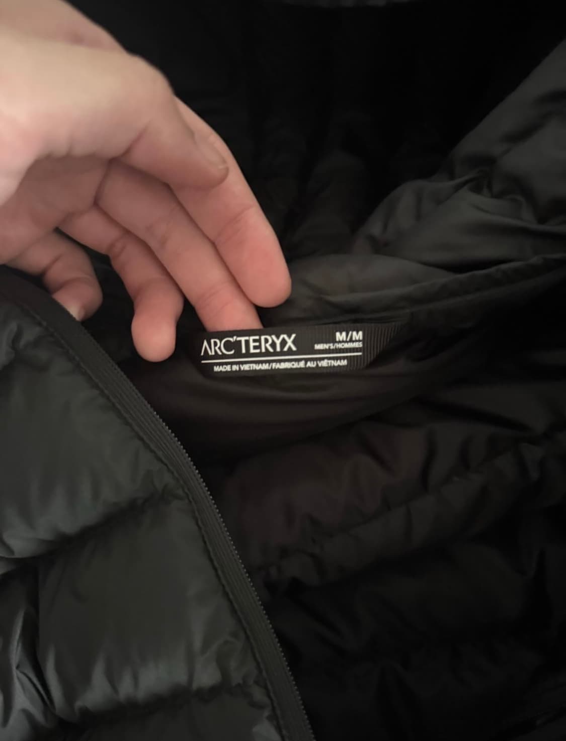 아크테릭스 세륨 22FW M사이즈 팝니다 상품이미지3