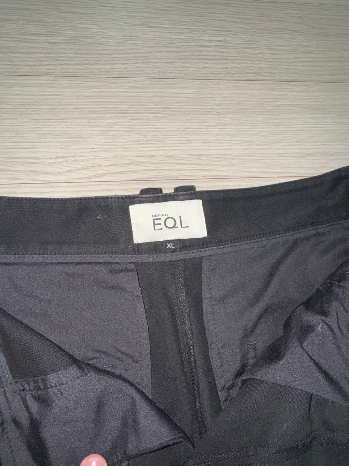 EQL 블랙 쇼츠 상품이미지2