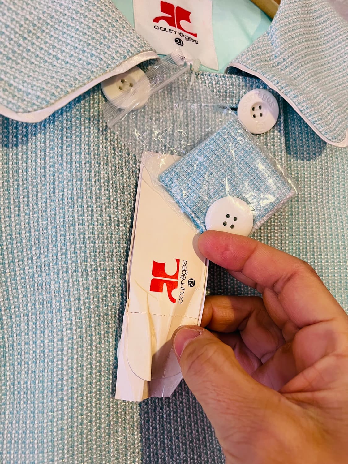 꾸레쥬 90년대 트위드 크롭 자켓 (데드스탁) 상품이미지4