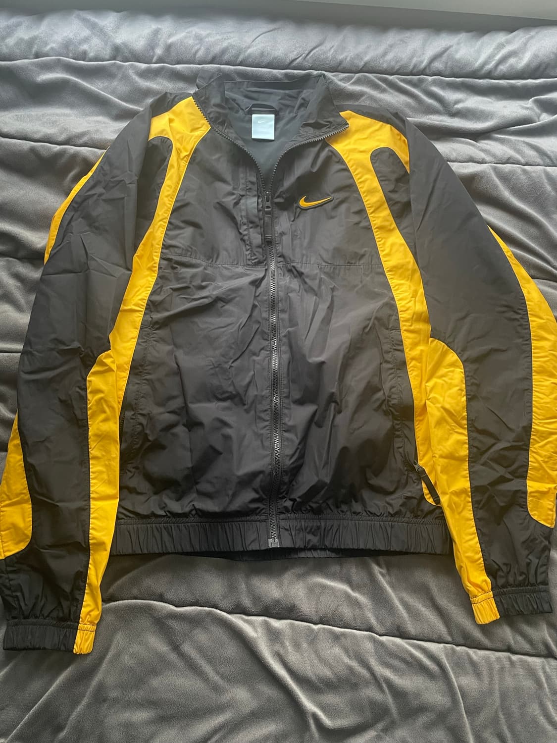 나이키 X 녹타 바람막이 상품이미지2