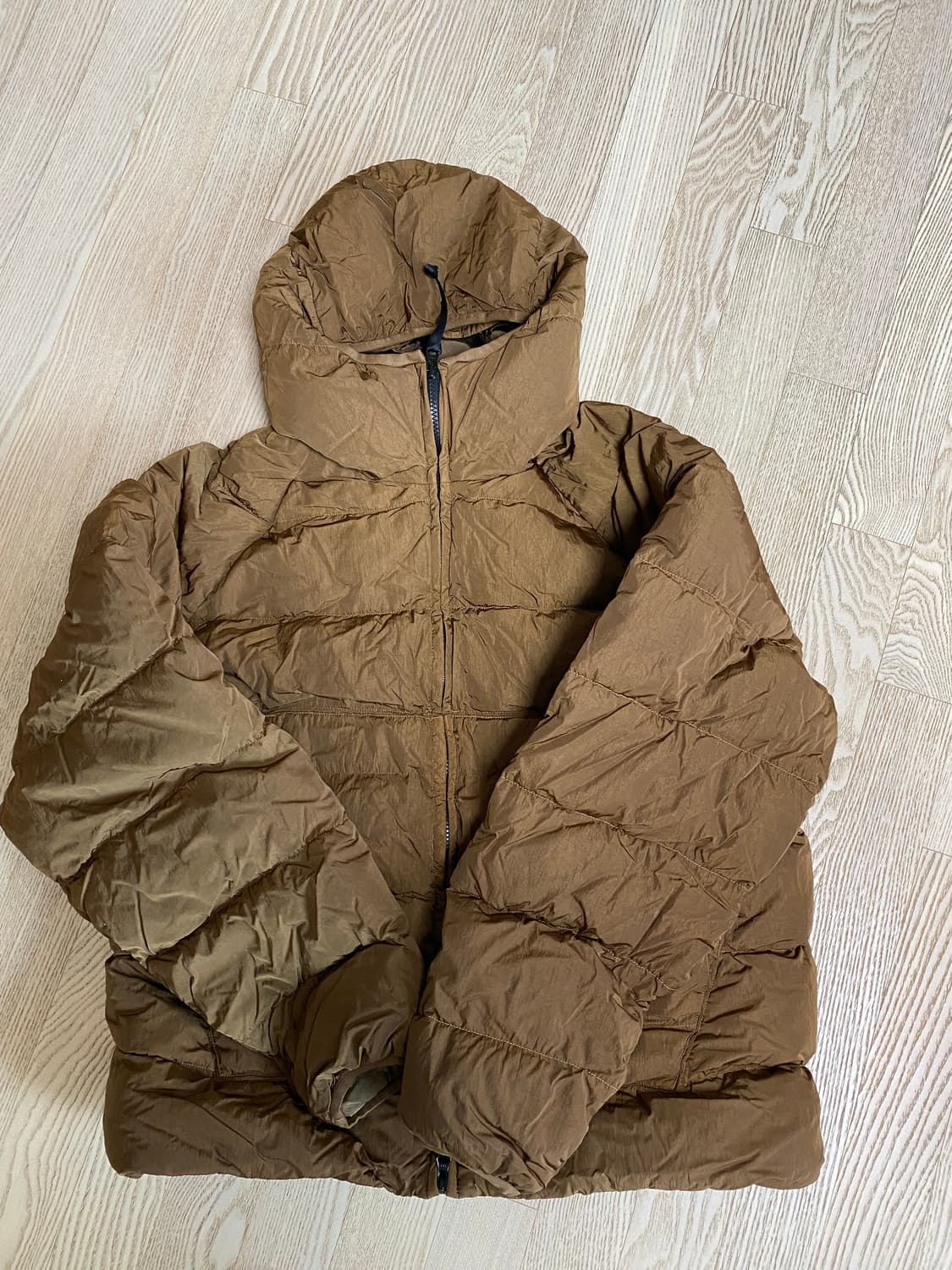 CP컴퍼니 에코 크롬 R 다운 자켓 패딩 브라운 52 상품이미지1