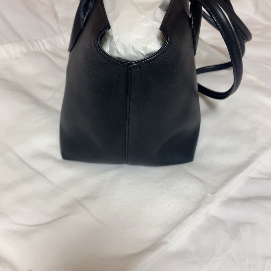 더로우 테라스백 블랙 상품이미지2