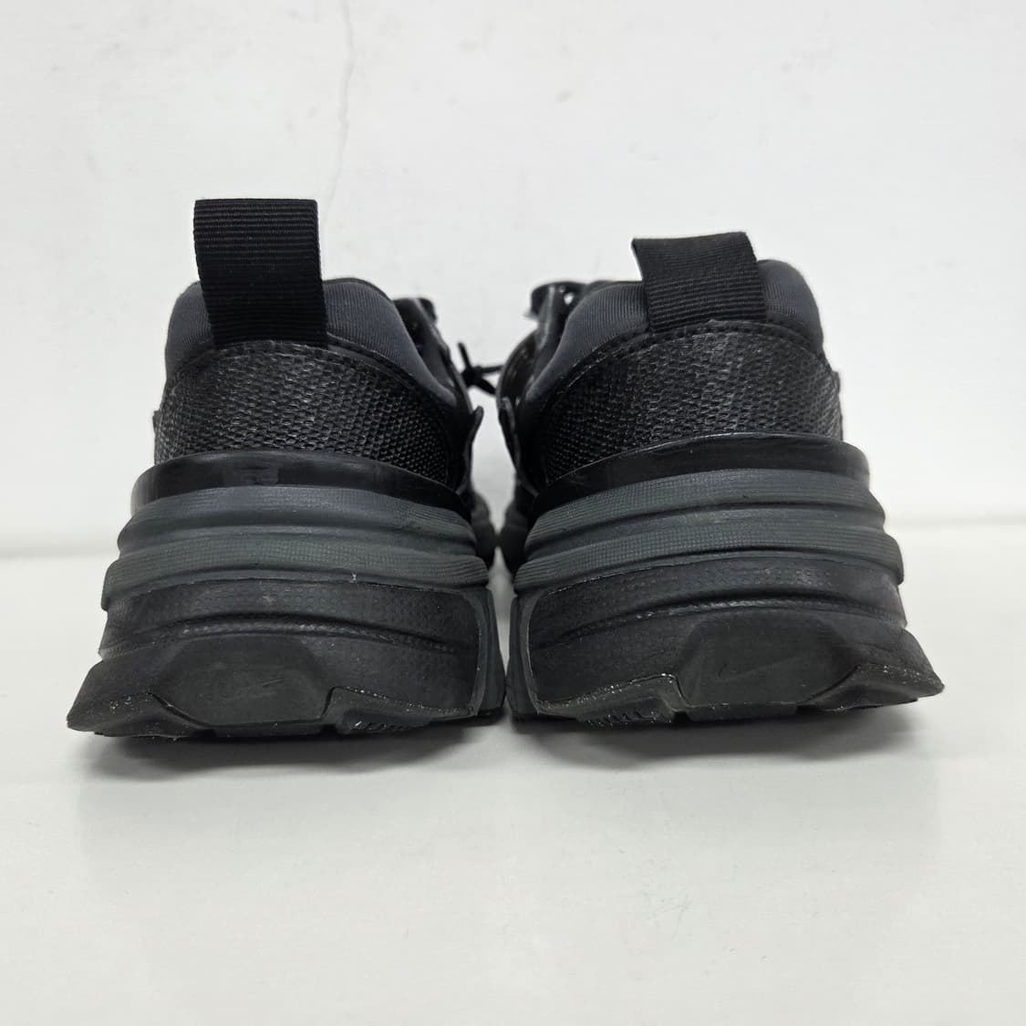 나이키 V2K 런 운동화 런닝화 블랙 265 HJ4497-001 상태좋음 상품이미지4