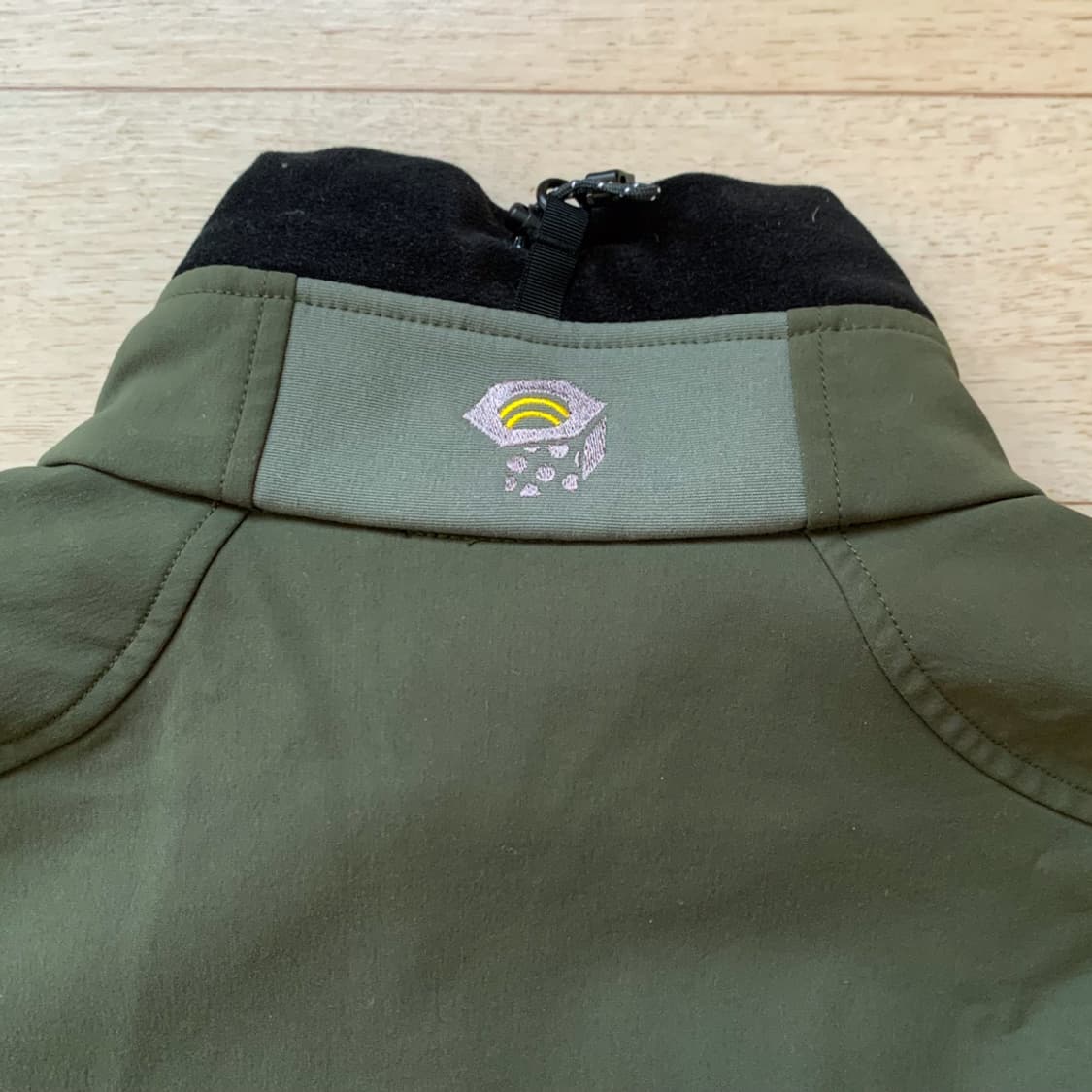 빈티지 마운틴하드웨어 올리브 그린 소프트쉘 자켓 상품이미지5