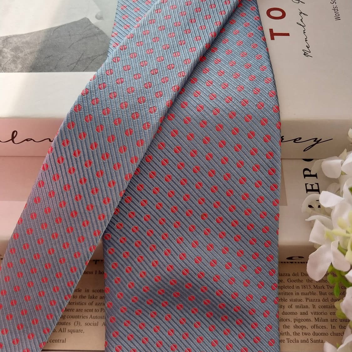 MCM 실크 도트&로고 자카드 넥타이 8.5cm A+등급 K1528
 상품이미지3